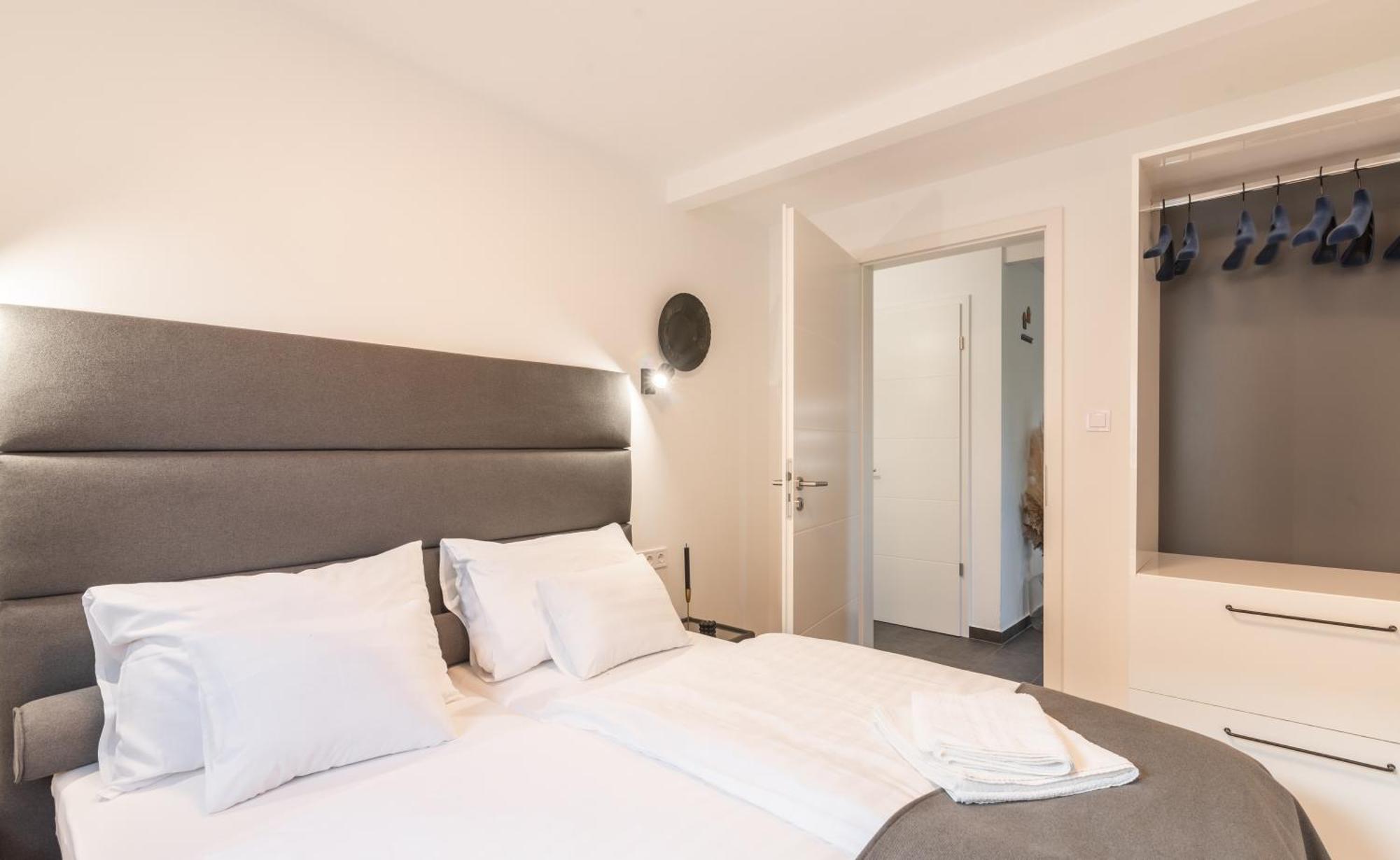Ugo Apartman Halaszi Exterior photo