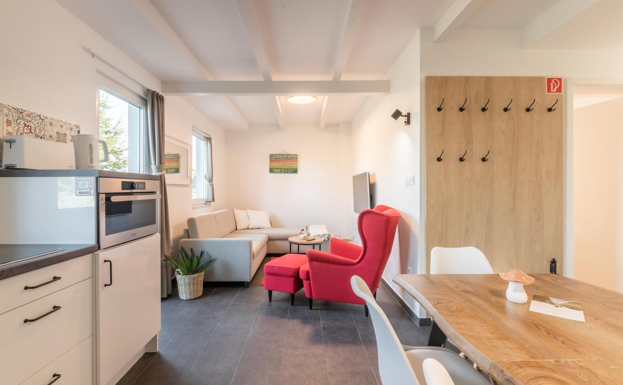 Ugo Apartman Halaszi Exterior photo