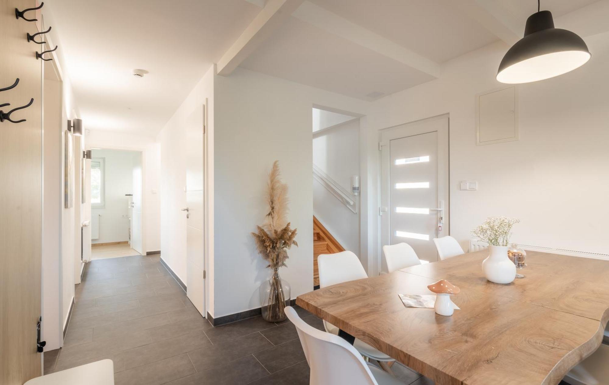 Ugo Apartman Halaszi Exterior photo
